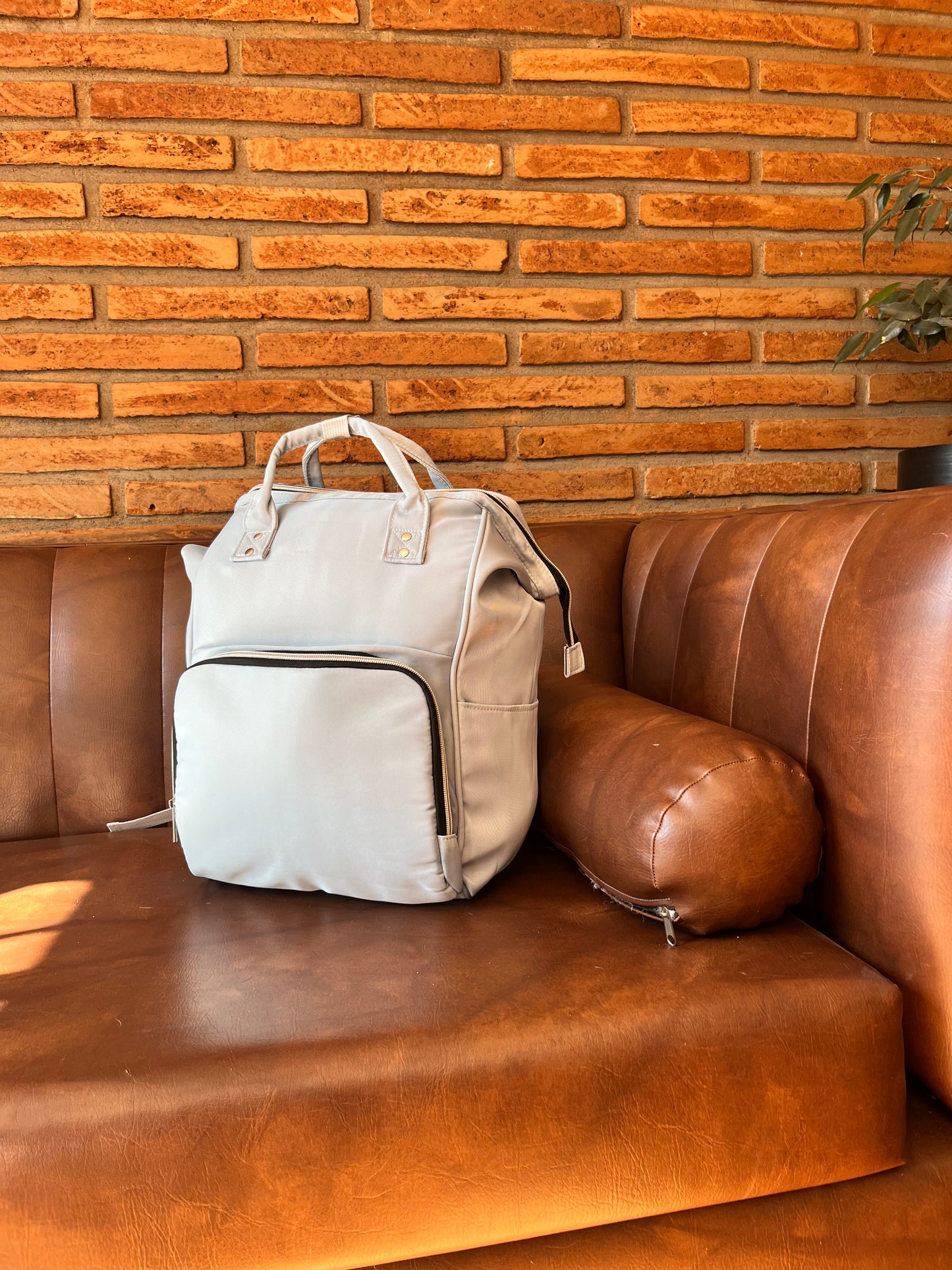 Mochila Pañalera con Compartimentos