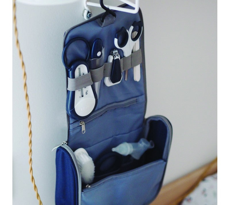 Neceser Aseo Bebé con 9 Accesorios